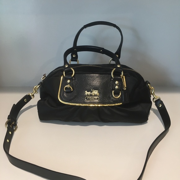 🔥 1 day sale 🔥 Black Satin Coach Bag 🔥 - Picture 3 of 8